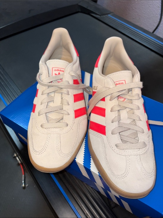 adidas Shoes - Adidas Gazelle